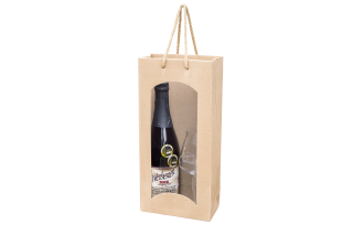 Geschenktüte mit Weiherer Bock Bourbon Style + Tekupokal